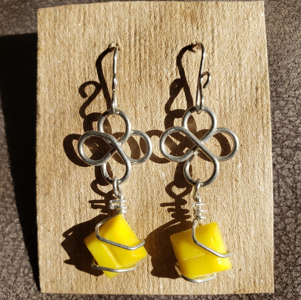 Silver Wire Wrapped Knot Clover & Yellow Bead Dangle Earrings Unique Vintage